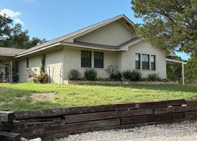 Property at 1503 Nixon Ln, Kerrville, TX 78028, 3 beds, 2 baths
