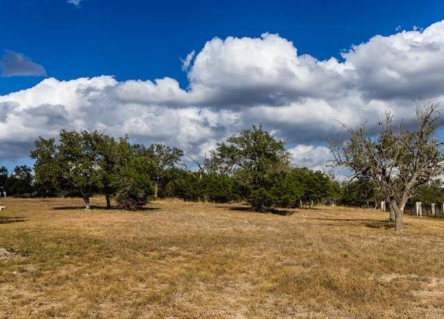 Property at 1009 Cielo Dr, Kerrville, TX 78028