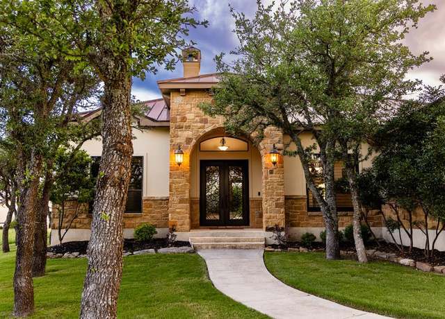 Property at 4088 Comanche Trace Dr, Kerrville, TX 78028, 4 beds, 3.5 baths