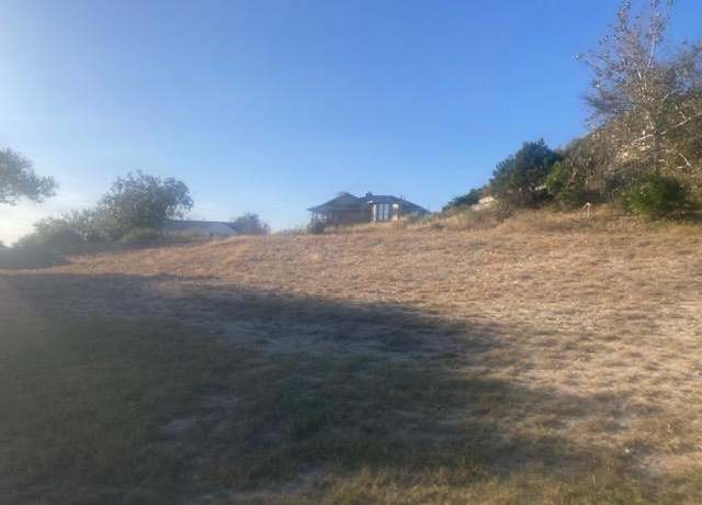Property at 431 Crest Ridge Dr, Kerrville, TX 78028