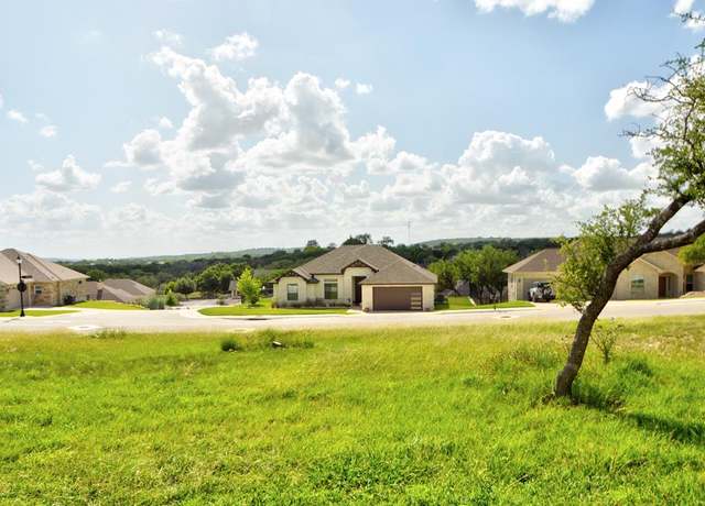 Property at 2102 Valencia Dr, Kerrville, TX 78028