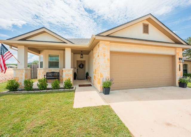 Property at 1901 Weston Loop, Kerrville, TX 78028, 2 beds, 2 baths