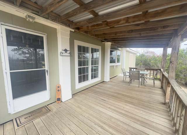 Property at 310 Sparkman Dr, Kerrville, TX 78028, 3 beds, 2 baths
