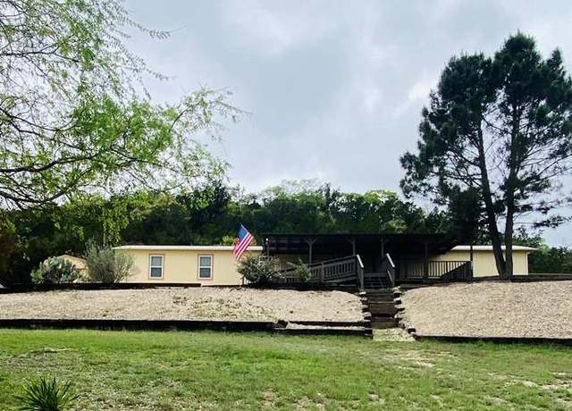 Property at 122 Serenity Ln, Kerrville, TX 78028, 3 beds, 2 baths