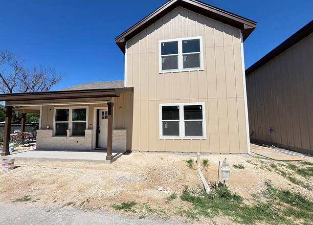 Property at 302 Riley Way, Kerrville, TX 78028, 3 beds, 2.5 baths