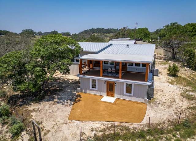 Property at 111 Stoney Hills Rd, Center Point, TX 78010, 4 beds, 3 baths
