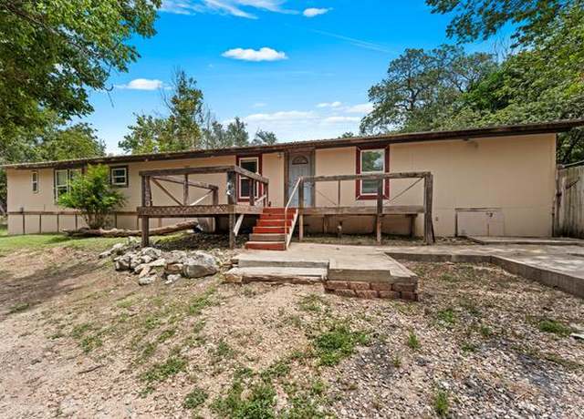 Property at 232 Codrington Dr, Kerrville, TX 78028, 3 beds, 2 baths