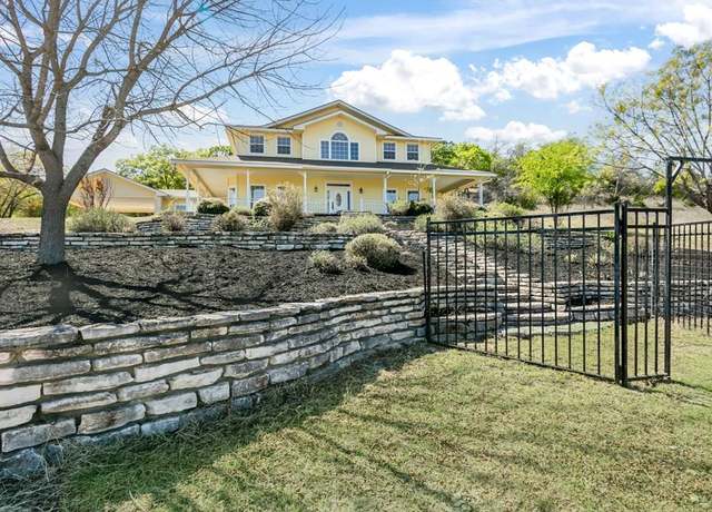 Property at 220 Lazy Creek Lp W, Ingram, TX 78025, 6 beds, 4.5 baths