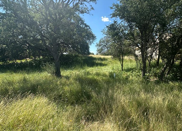 Property at 4032 Comanche Trace Dr, Kerrville, TX 78082