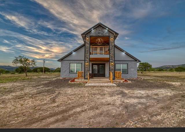 Property at 136 Cardinal Dr, Camp Wood, TX 78833, 4 beds, 3 baths