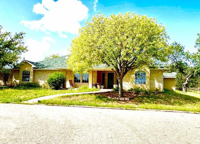 Property at 220 E Lower Turtle Creek Rd, Kerrville, TX 78028, 3 beds, 3 baths