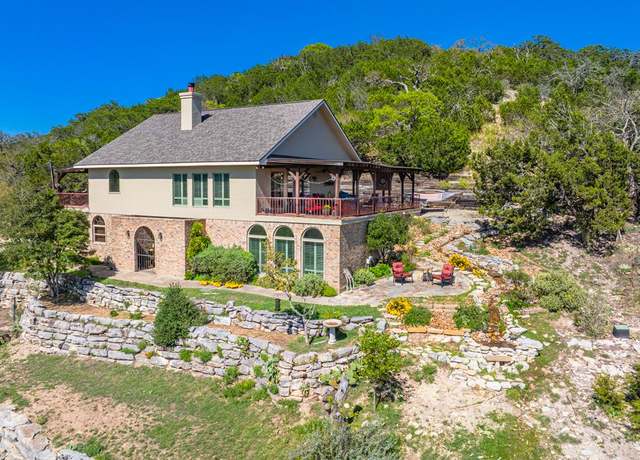 Property at 103 N Mount Haven Dr, Kerrville, TX 78028, 3 beds, 2.5 baths