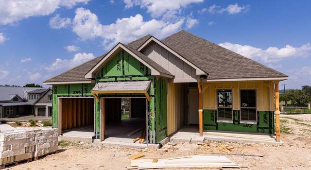 Photo of 3303 Shelton Dr, Kerrville, TX 78028