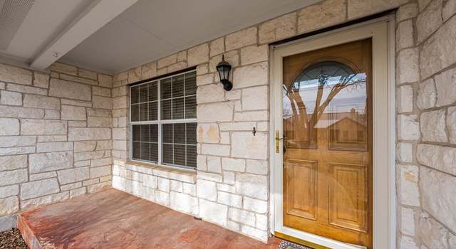 Photo of 205 Red Oak Ln, Ingram, TX 78025
