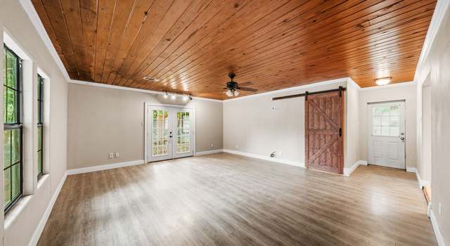 Photo of 901 Ford St, Kerrville, TX 78028