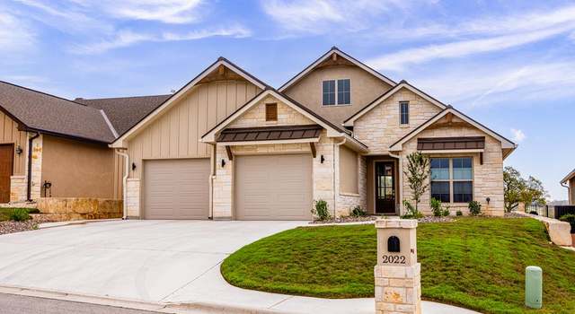 Photo of 2022 Club House Rd, Kerrville, TX 78028
