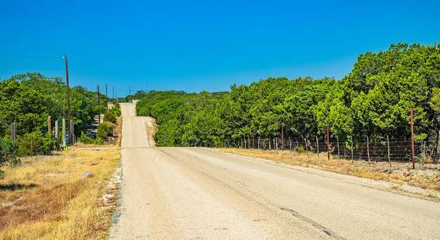 Photo of 385 W Shalako Dr, Kerrville, TX 78028
