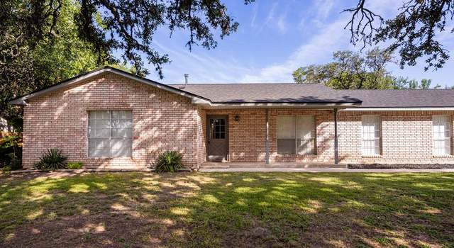 Photo of 438 Valley Dr, Kerrville, TX 78028