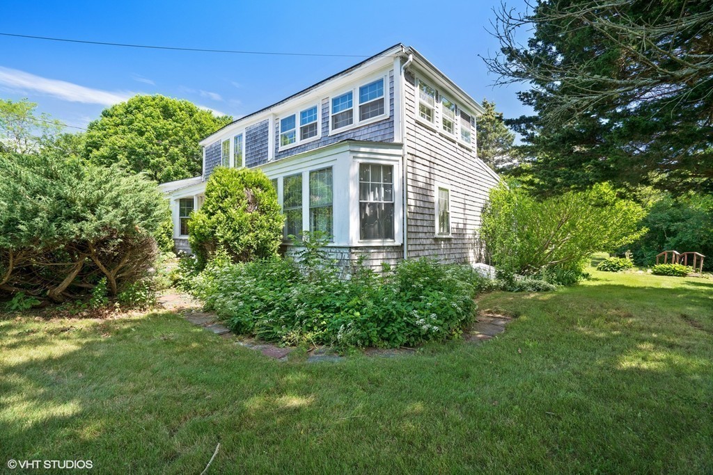 1106 Main St, Barnstable, MA 02668 | MLS# 72191016 | Redfin