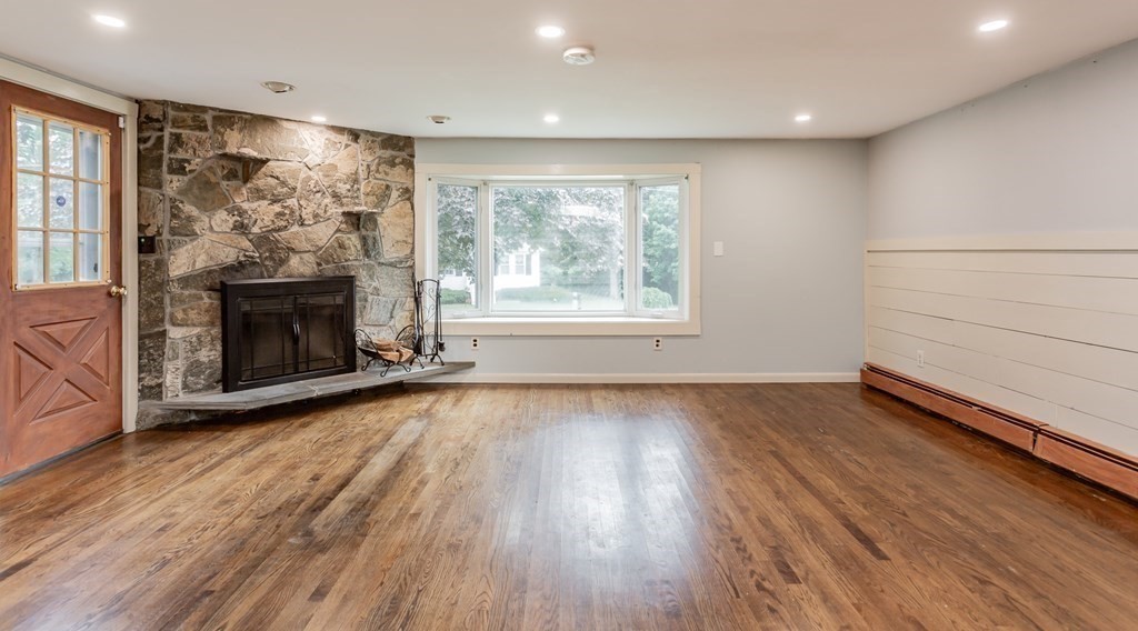 111 Fremont St, Taunton, MA 02780 MLS 73150107 Redfin
