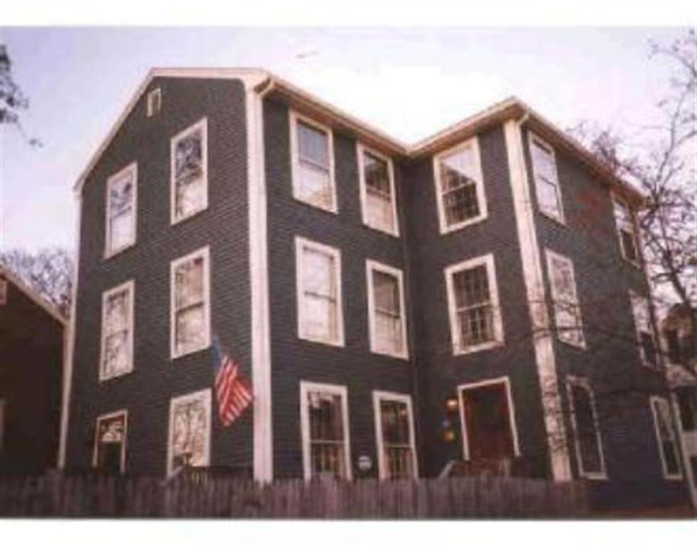 6 1/2 Glover Sq, Marblehead, MA 01945 MLS 70047121 Redfin