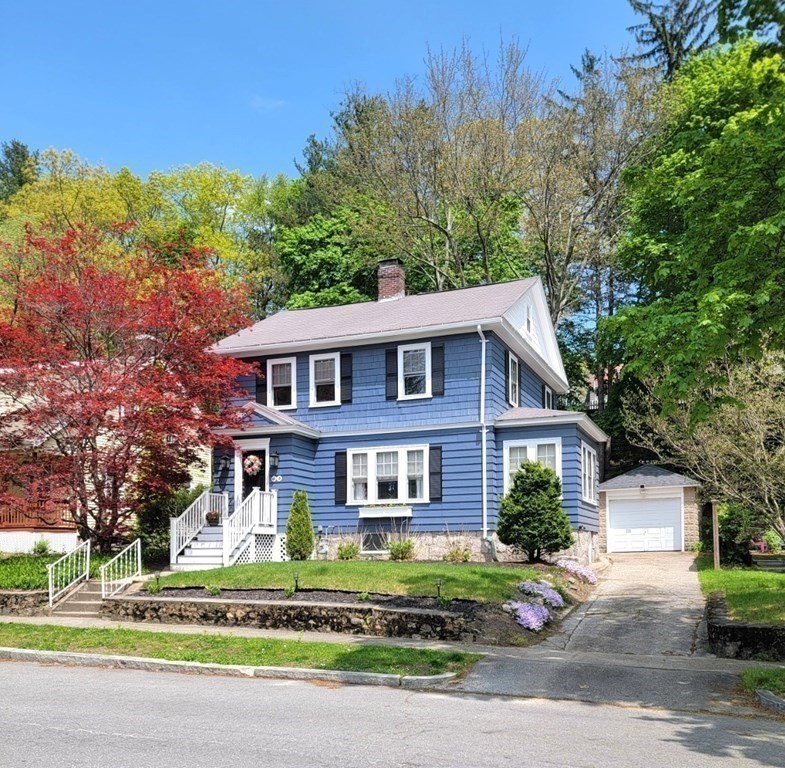 63 Brownell St, Worcester, MA 01602