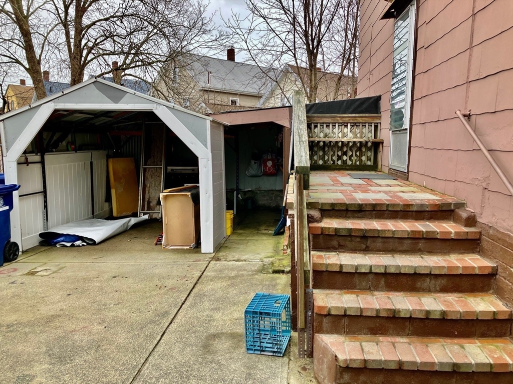 223 Grinnell St, New Bedford, MA 02740 MLS 73208277 Redfin