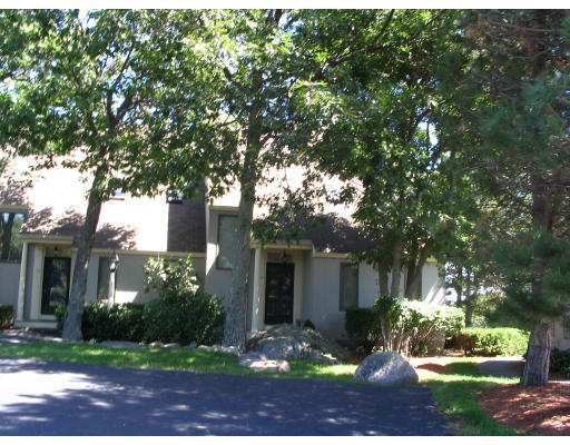 15 Bayridge Ln #15
