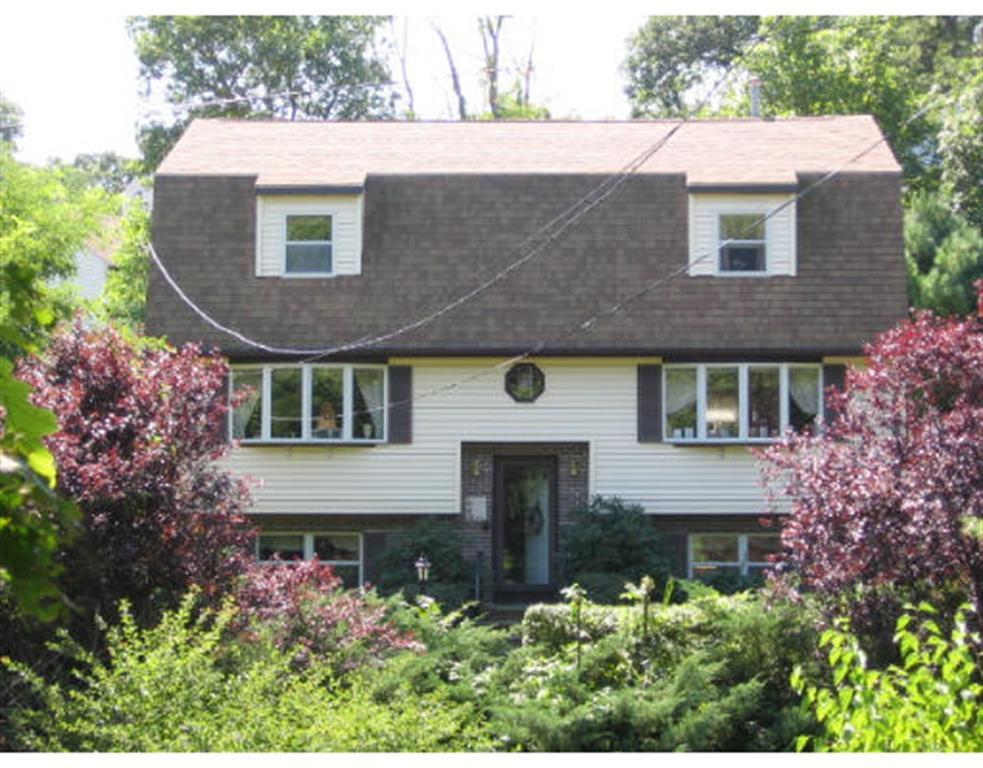 21 Hawthorne St, Melrose, MA 02176 MLS 70255315 Redfin