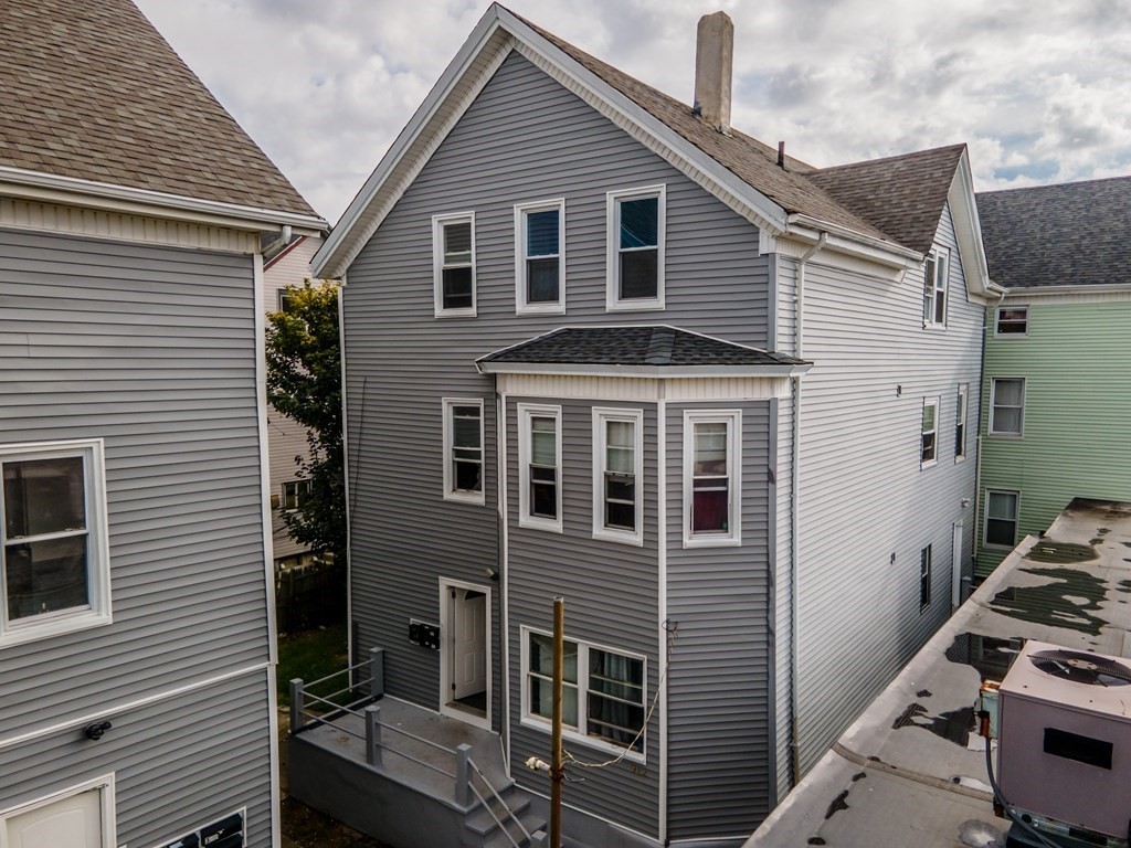912 Plymouth Ave, Fall River, MA 02721 MLS 72734317 Redfin
