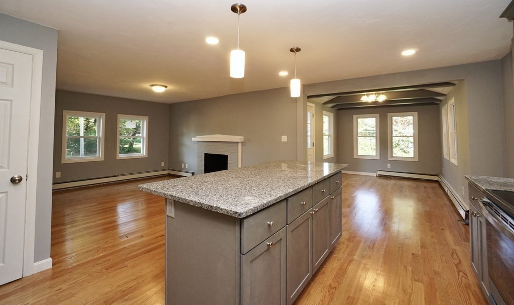 64 Oak St, Foxboro, MA 02035 MLS 73048372 Redfin