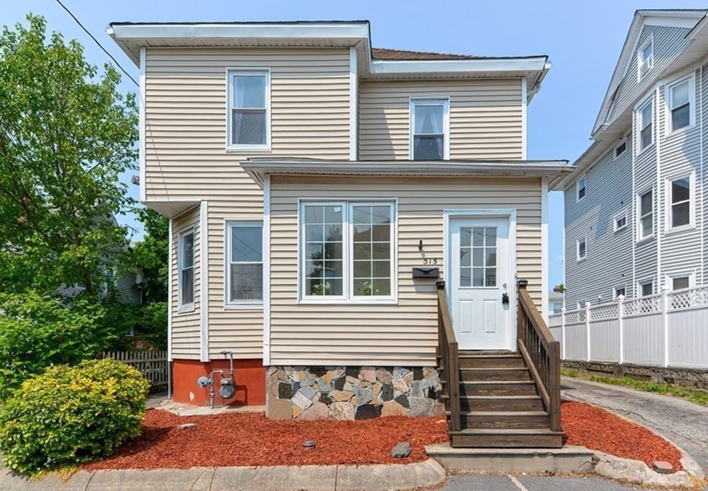 315 Indiana Ave, Providence, RI 02905 | MLS# 73109437 | Redfin