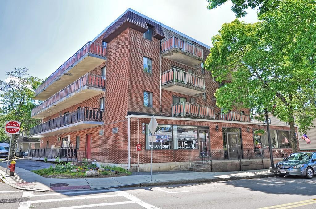26 W Wyoming Ave Unit 3B, Melrose, MA 02176 | MLS ...