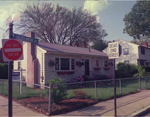2 Hazelmere Rd