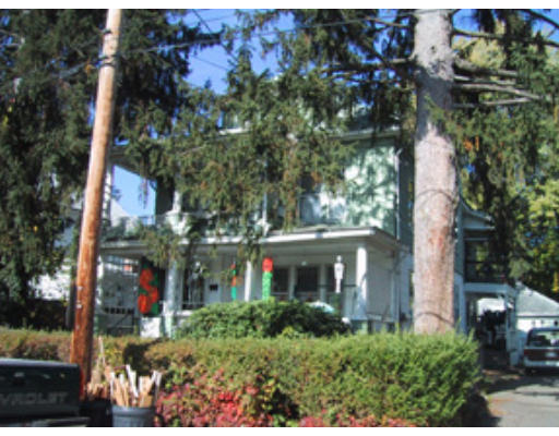 23-27 Thomas Ave