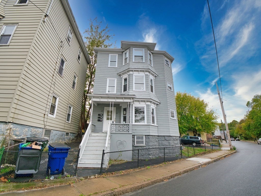 10 Bay St, MA, US 10 10 Bay St, MA, US 10
