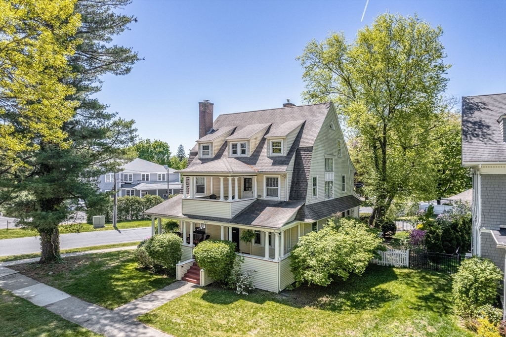 110 Longmeadow St, Longmeadow, MA 01106