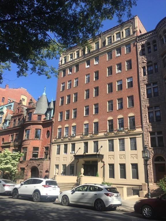 180 Commonwealth Ave
