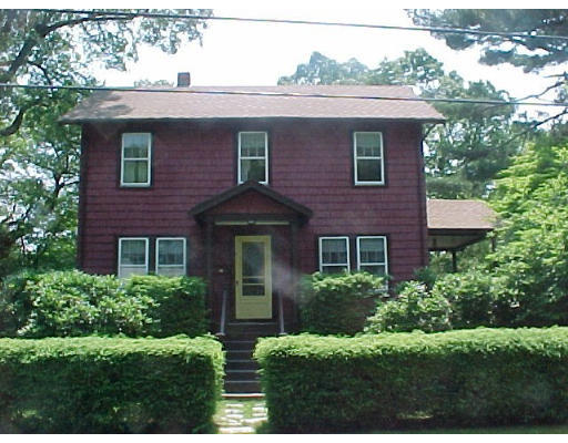 28 Stacy St