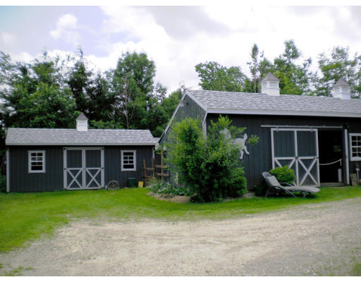 134 Arthur Pease Rd, Middlefield, MA 01234