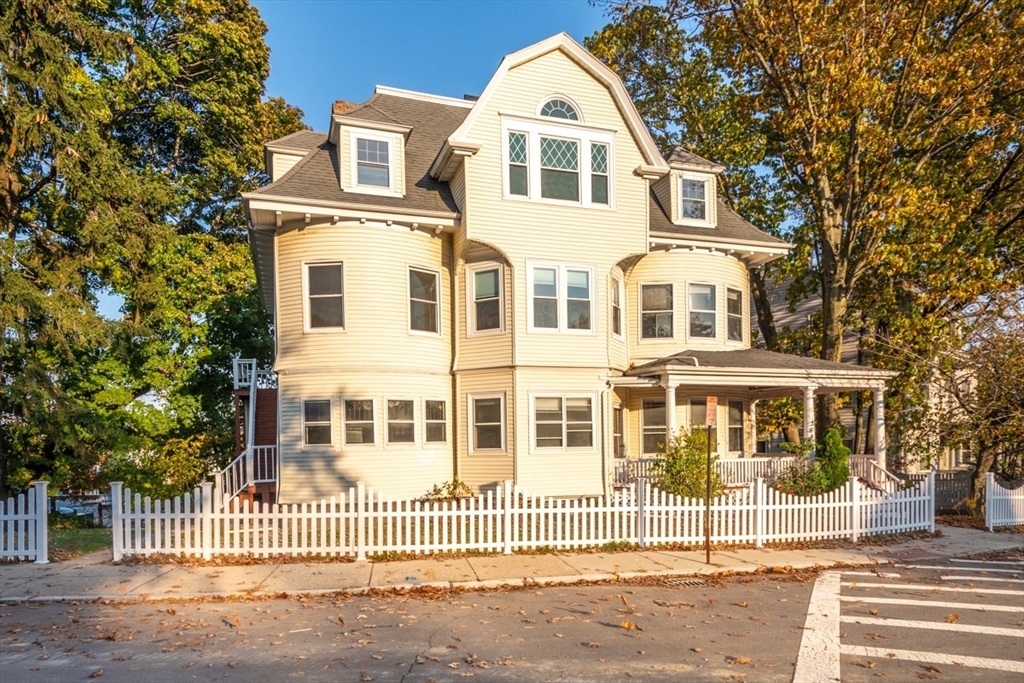 384 Arborway, Boston, MA 02130 | MLS# 73196895 | Redfin