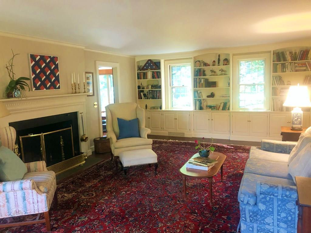 65 Old Farm Rd, Wellesley, MA 02481 | MLS# 72715992 | Redfin