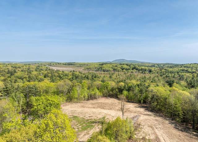 Property at 31 Sunset Rd, Westminster, MA 01473