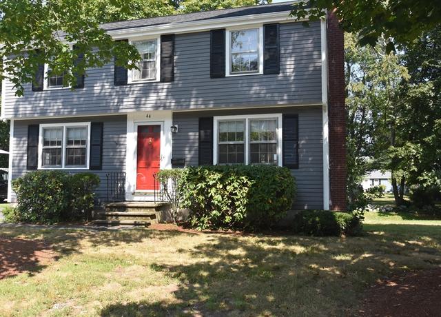 Property at 44 Belvidere Cir, Lowell, MA 01852, 3 beds, 1.5 baths