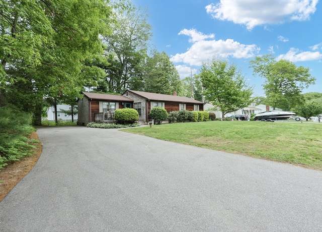 Property at 18 Phyllis Rd, Taunton, MA 02780, 3 beds, 1 bath
