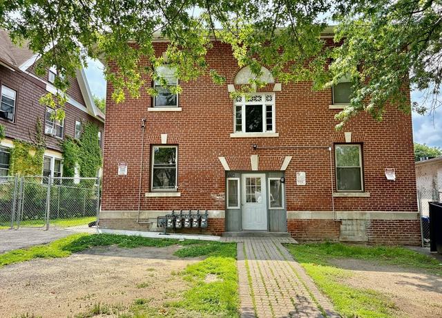 Property at 116 Fort Pleasant St, Springfield, MA 01108, 14 beds, 6 baths