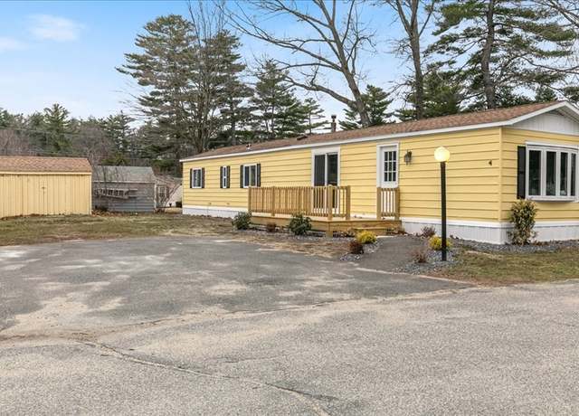Property at 4 Lisa Cir, Merrimac, MA 01860, 2 beds, 1 bath