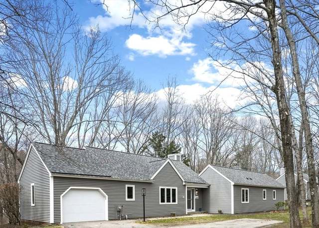 Property at 21 Steepletree Ln #21, Wayland, MA 01778, 2 beds, 2.5 baths