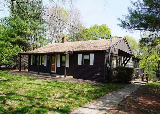 Property at 152 West Bacon St, Plainville, MA 02762, 3 beds, 1 bath