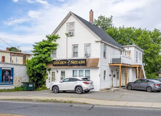 Property at 35 Bemis Rd, Fitchburg, MA 01420, 5 beds, 3 baths